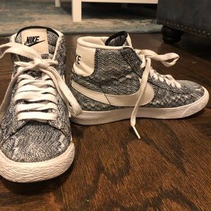 NIKE Blazer Mid Premium Vintage 'Marble Mesh'